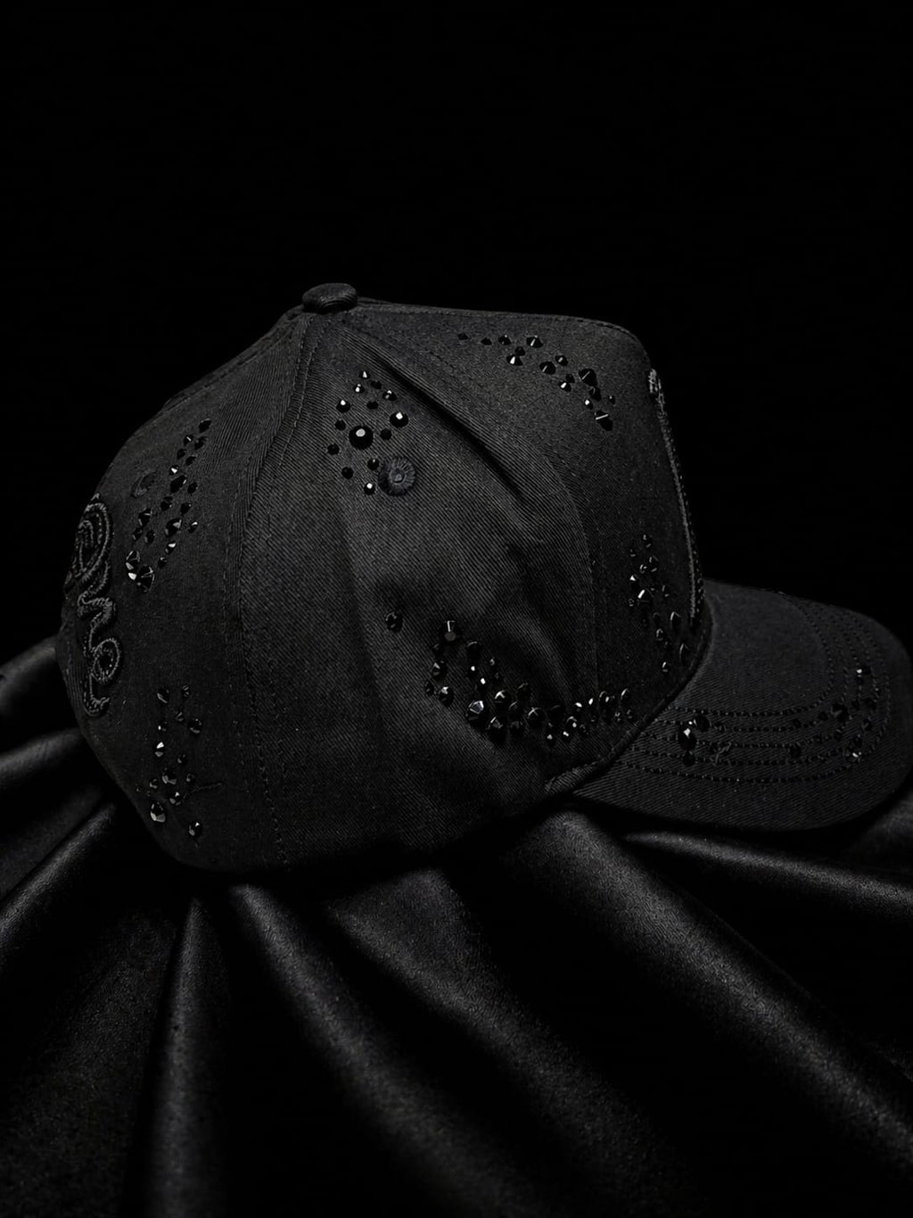 31 HATS MAGO TOTAL BLACK