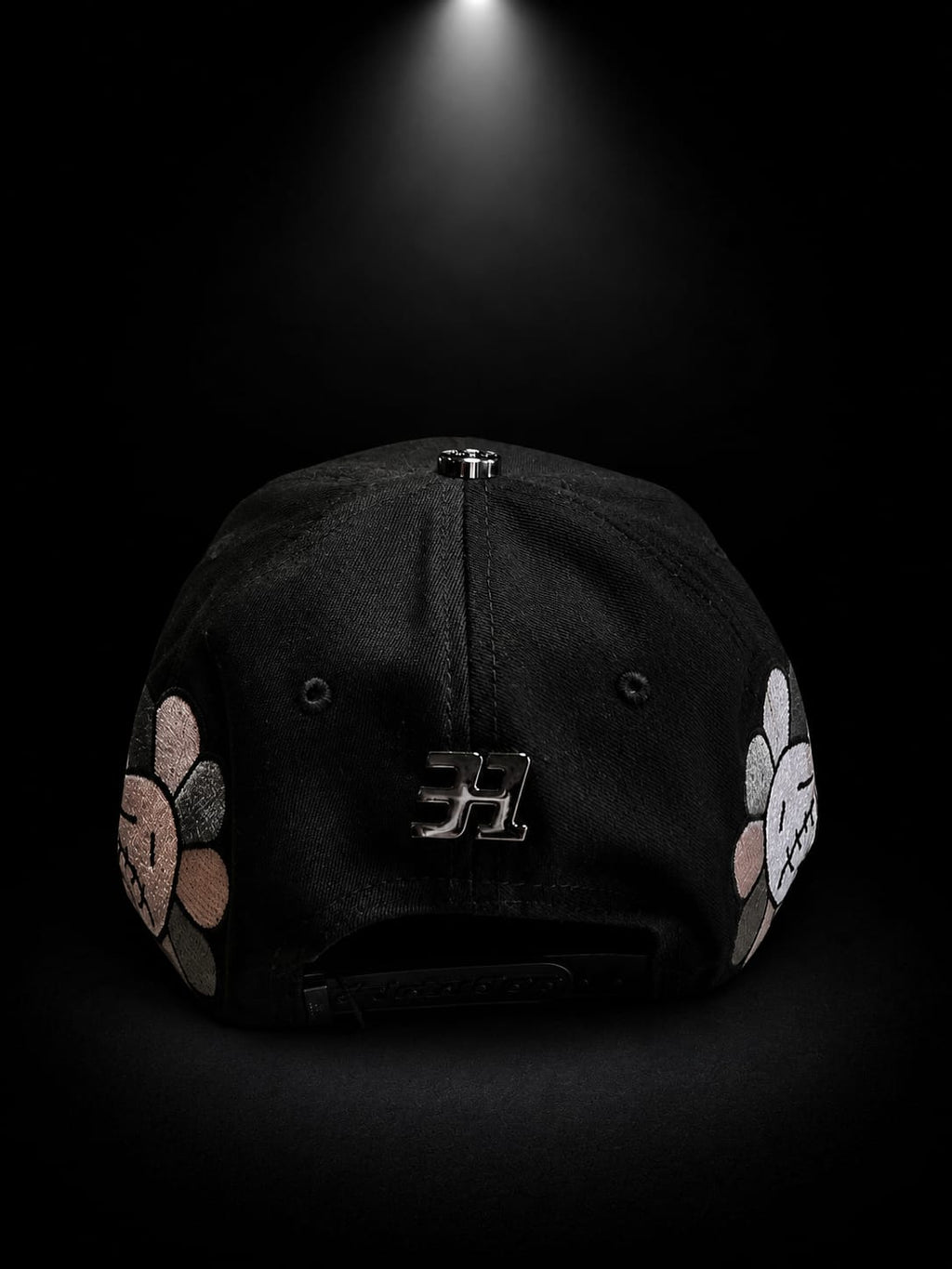 31 HATS "MURAKAMI BLACK"