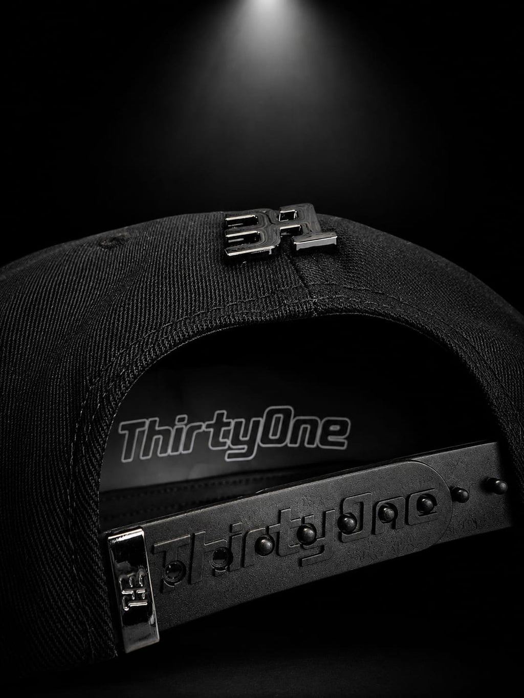 31 HATS "MURAKAMI BLACK"