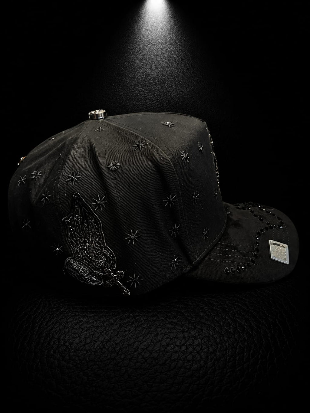 Bigg Boss "San Judas Total Black"