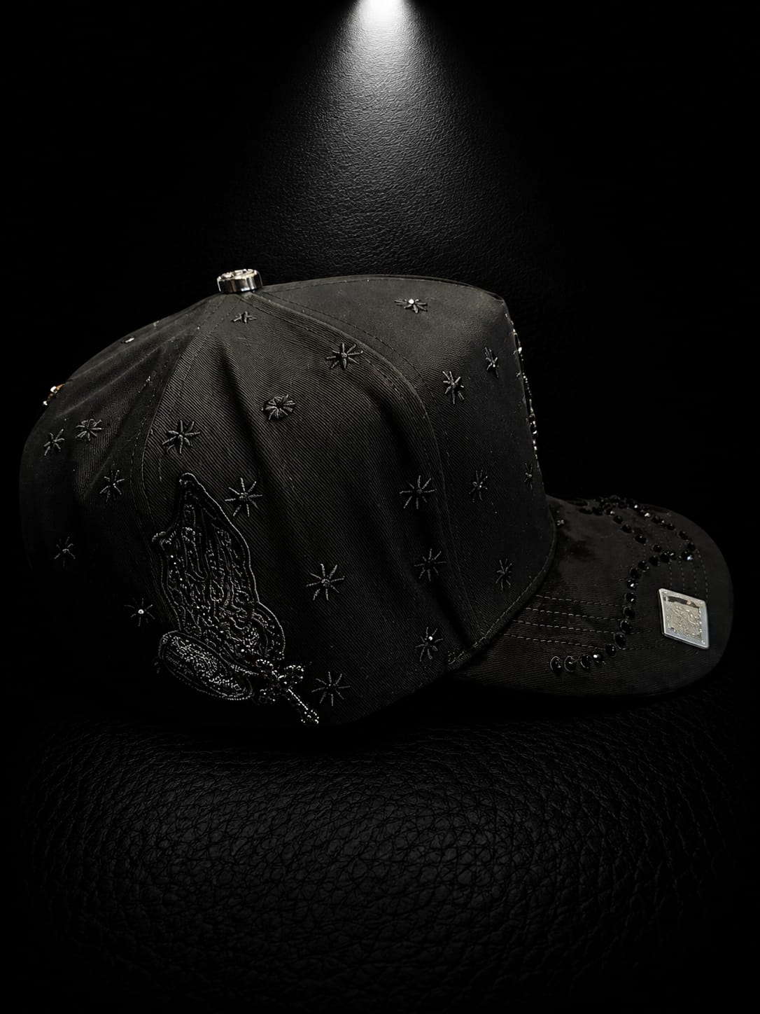 Bigg Boss "San Judas Total Black"