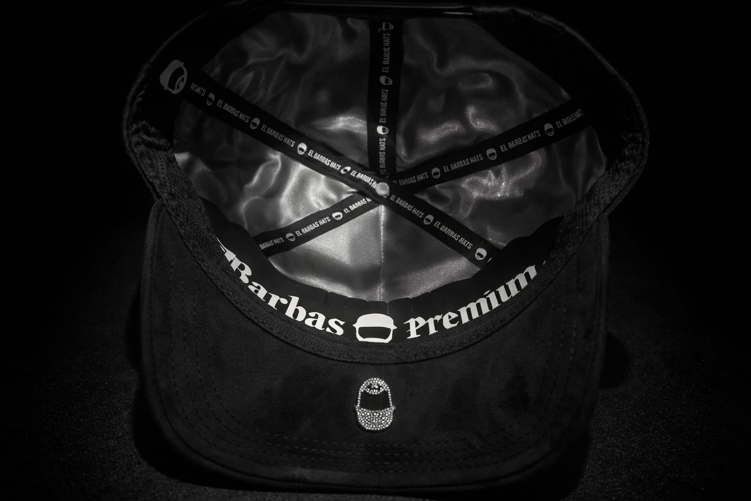 GORRA - EL BARBAS HATS "BLACK EDITION"