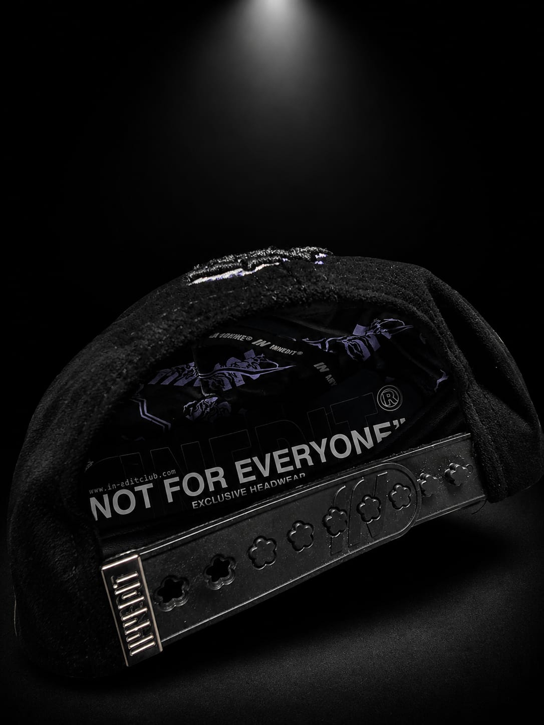 GORRA - INNEDIT X ANYMORE "BRILLAR EN LA OSCURIDAD"