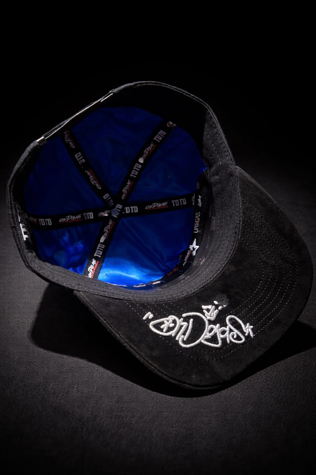 dTOTO x ONDGAS "LA BLUE"